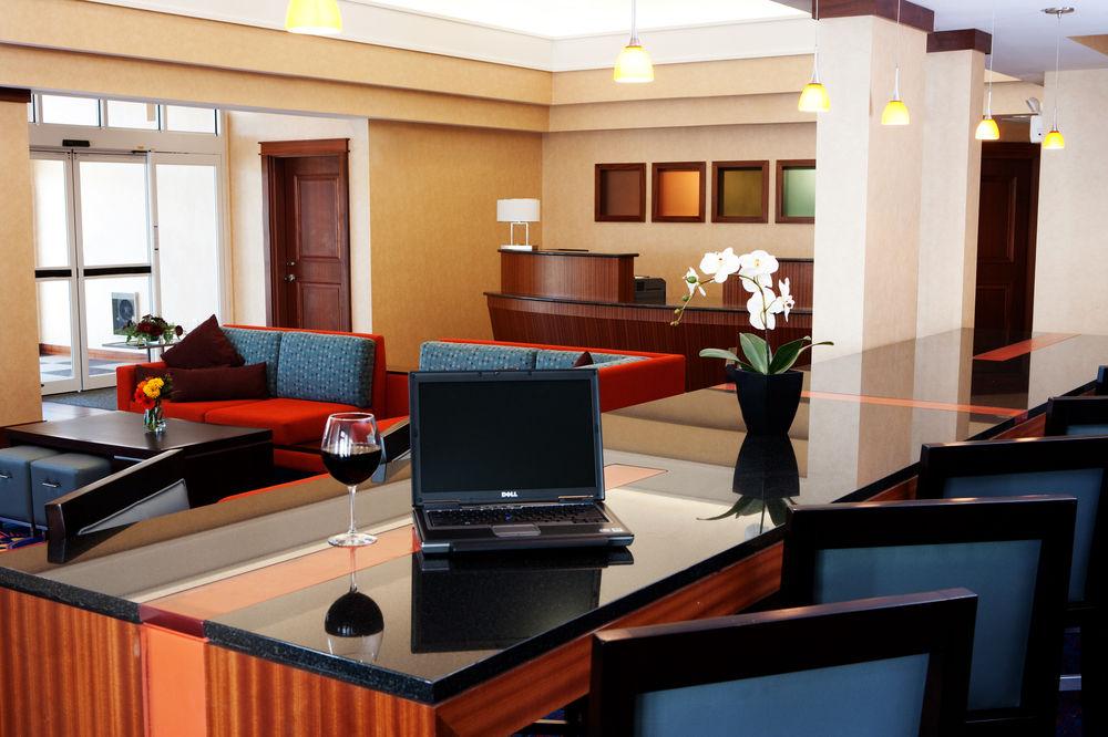 Hotel By Marriott 3*