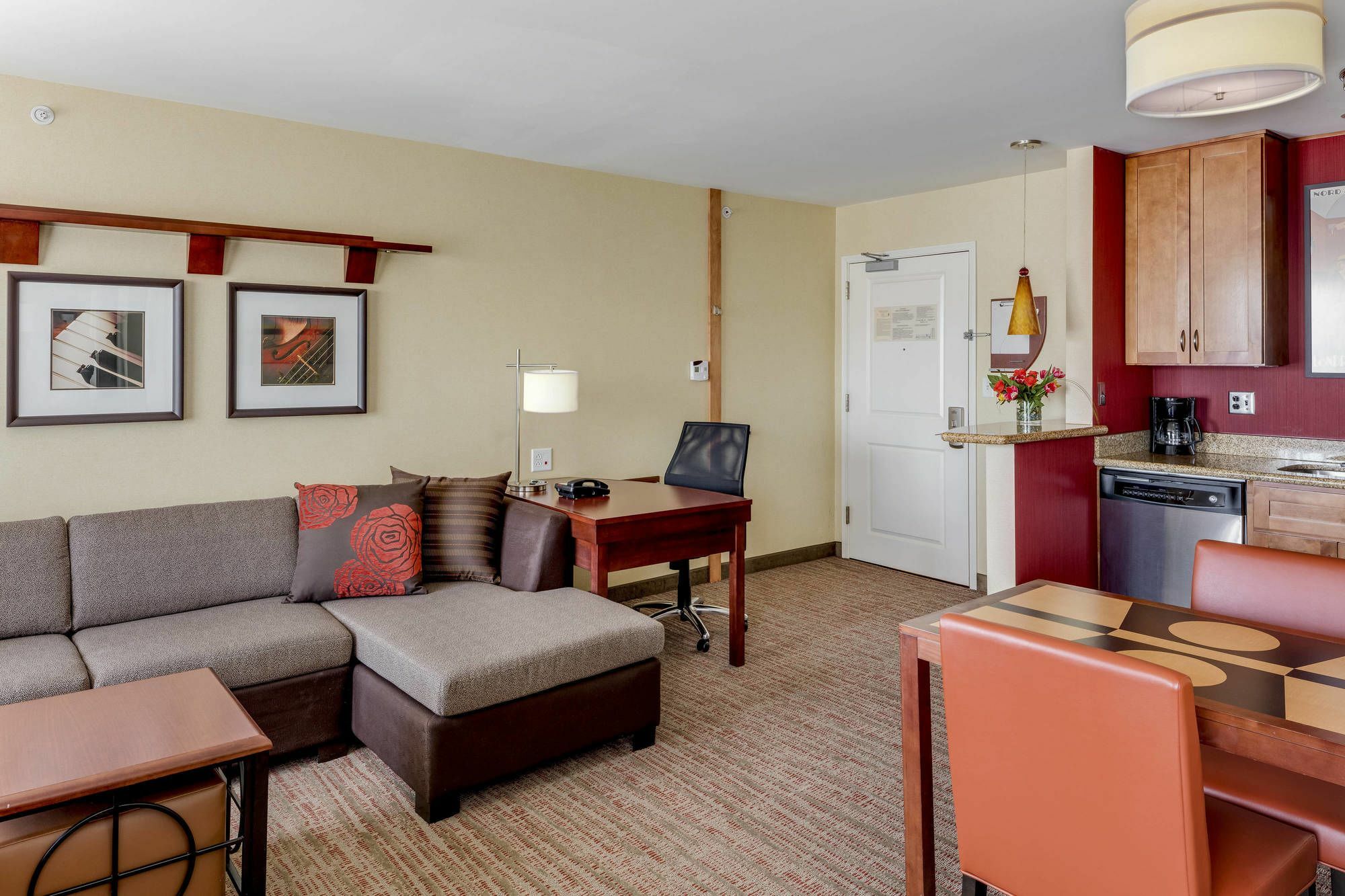 Hotel By Marriott 3*