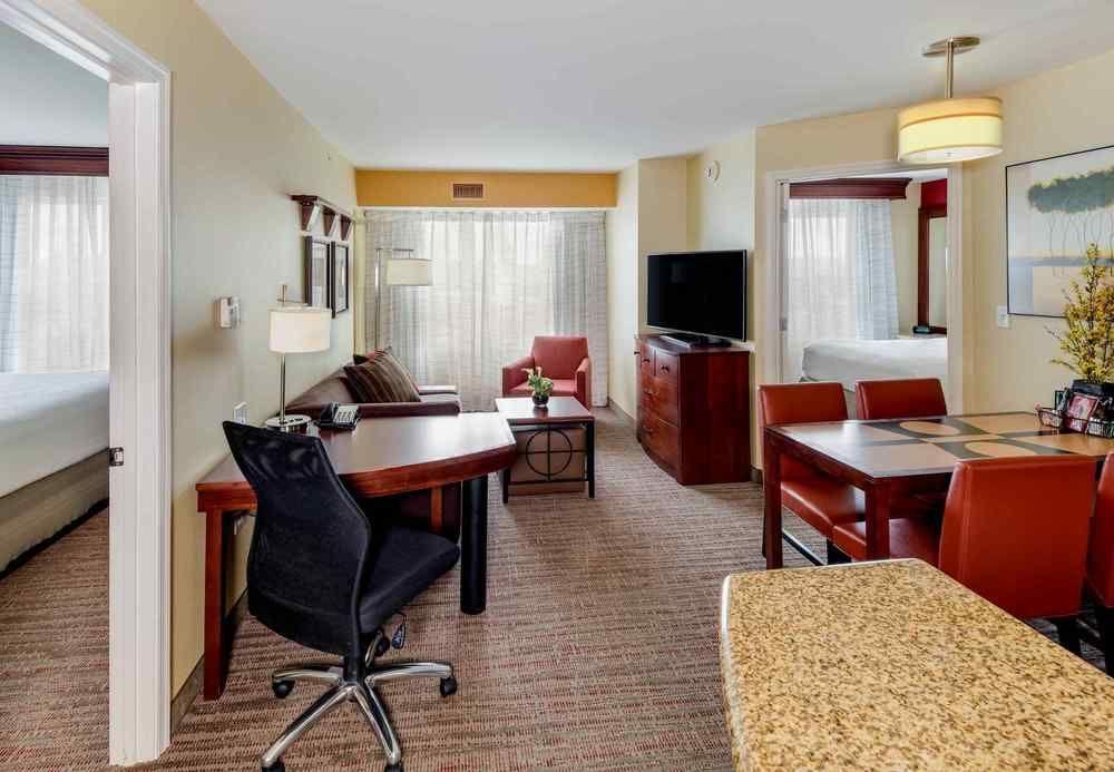 Hotel By Marriott 3*