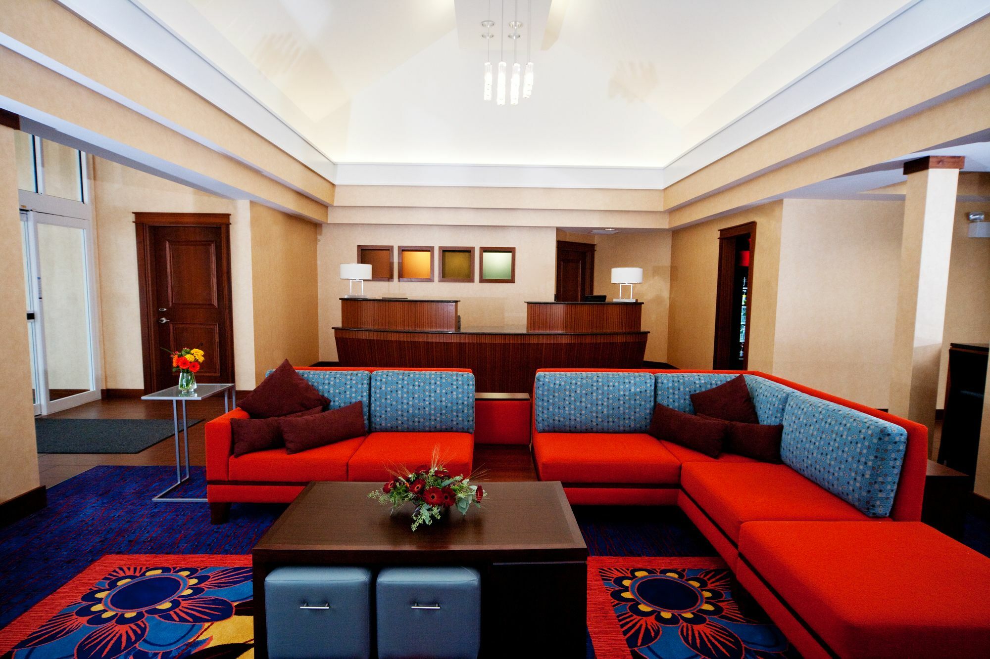 Hotel By Marriott